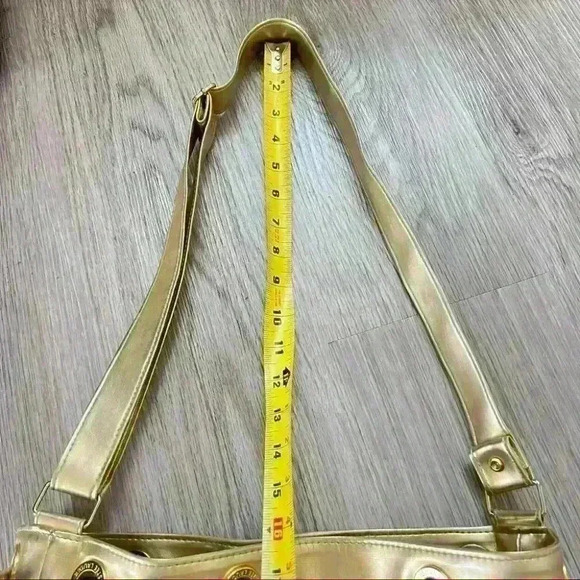 ESTÉE LAUDER GOLD  BUCKET CROSSBODY BAG - Picture 10 of 15